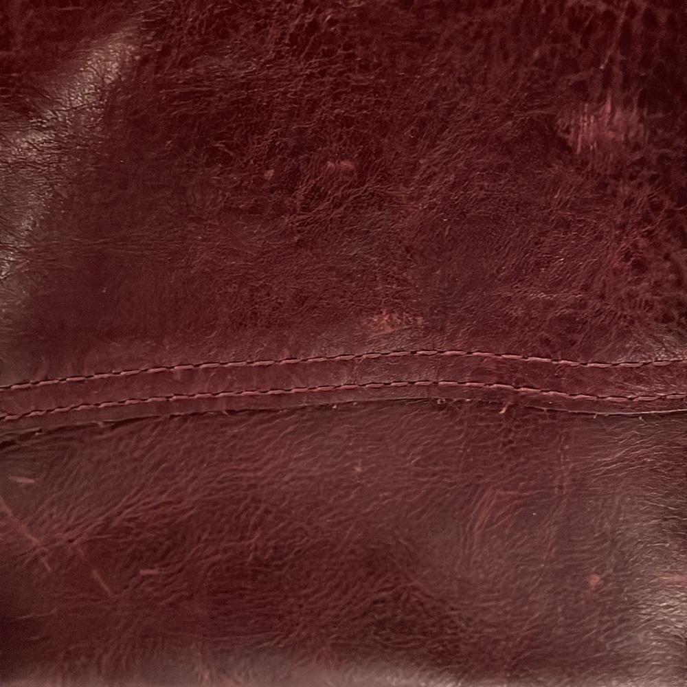 Beautiful Red leather handmade shoulder bag - Picture 5 of 11